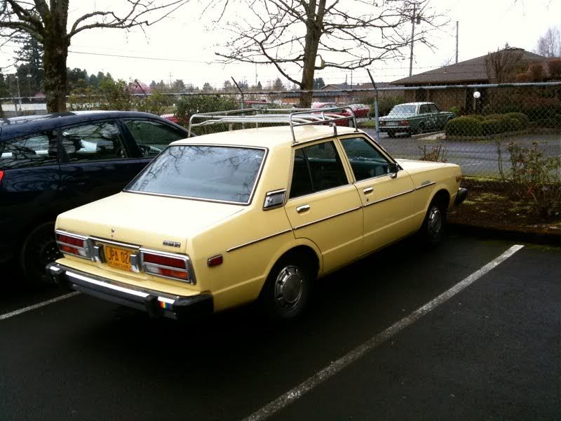 19782BDatsun2B5102B42BDoor2BSedan2B4.jpg