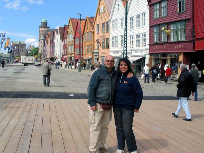 IMAGE: http://i4.photobucket.com/albums/y105/superlucius/Norway/157320995xrfTJv_ph_edited.jpg