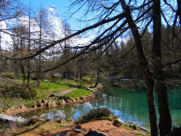 IMAGE: http://i4.photobucket.com/albums/y105/superlucius/valle%20Aosta/726cac25.jpg