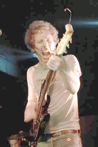 IMAGE: http://i4.photobucket.com/albums/y107/adozentipsyleprachauns/1409105821_0e2629f71d.jpg