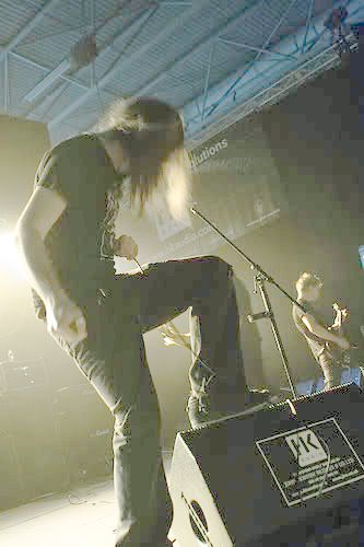 IMAGE: http://i4.photobucket.com/albums/y107/adozentipsyleprachauns/1831093136_ca4b0a8937.jpg