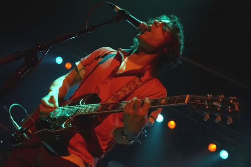 IMAGE: http://i4.photobucket.com/albums/y107/adozentipsyleprachauns/525448901_c5c42a2112.jpg