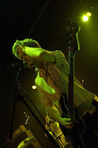 IMAGE: http://i4.photobucket.com/albums/y107/adozentipsyleprachauns/614933783_ee4f147a2a.jpg