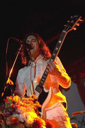 IMAGE: http://i4.photobucket.com/albums/y107/adozentipsyleprachauns/741468395_608a1b6a9c.jpg