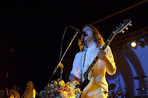 IMAGE: http://i4.photobucket.com/albums/y107/adozentipsyleprachauns/741473247_af05d8fce5.jpg