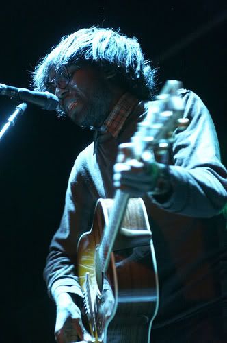 IMAGE: http://i4.photobucket.com/albums/y107/adozentipsyleprachauns/808857926_d2a3f0ef2b.jpg