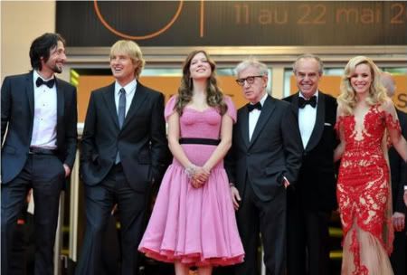 Da esquerda para a direita:  Adrien Brody, Owen Wilson, Lea Seydoux, Woody Allen, Frederic Mitterrand e Rachel McAdams