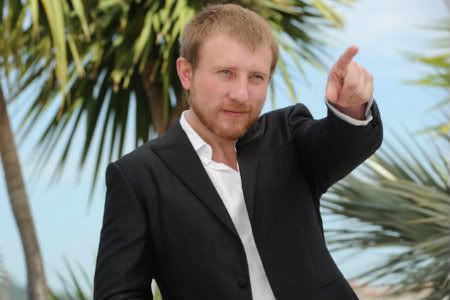 Vladimir Svirski parece apontar o sucesso de IN THE FOG em Cannes