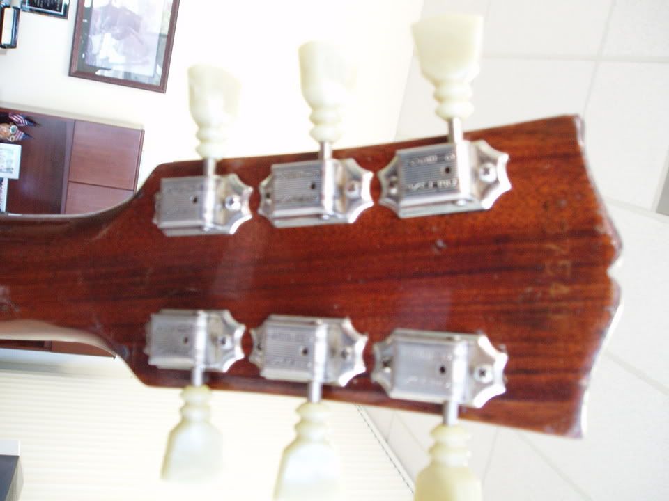 Guitars012.jpg