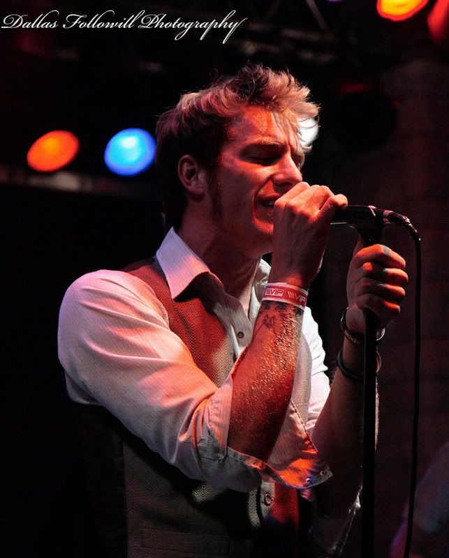 IMAGE: http://i4.photobucket.com/albums/y110/n_d_mand13/faktion19web.jpg