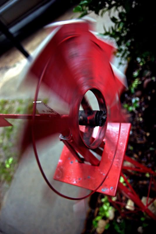 IMAGE: http://i4.photobucket.com/albums/y110/n_d_mand13/windmill-1.jpg