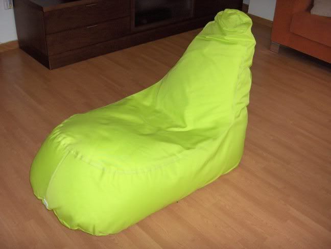 sillón-puf verde cañero
