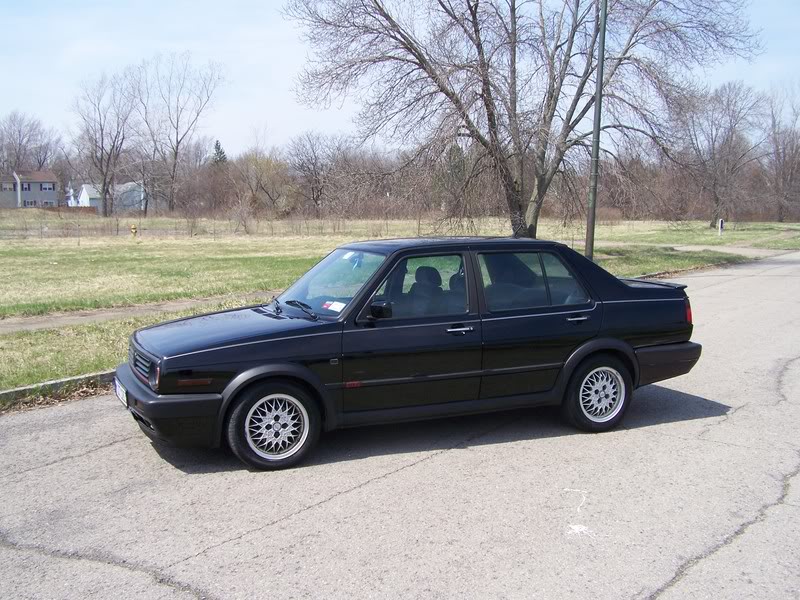 http://i4.photobucket.com/albums/y113/wbpolk/1992%20GLI/april19008.jpg