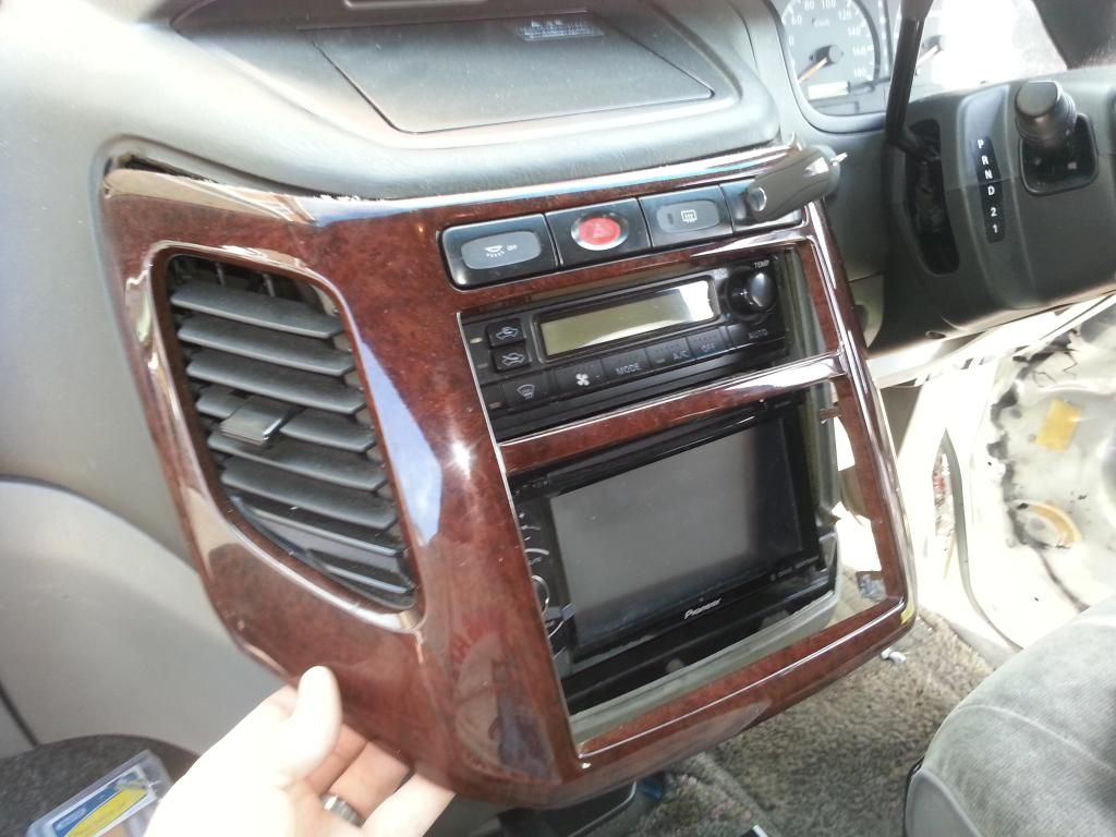 Nissan elgrand radio removal #3