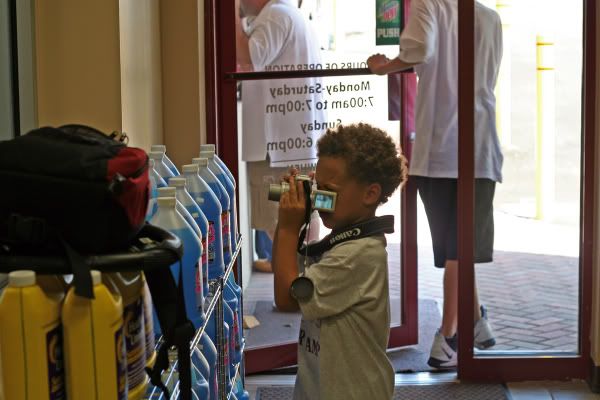 IMAGE: http://i4.photobucket.com/albums/y116/skrim/POTN/convenience.jpg