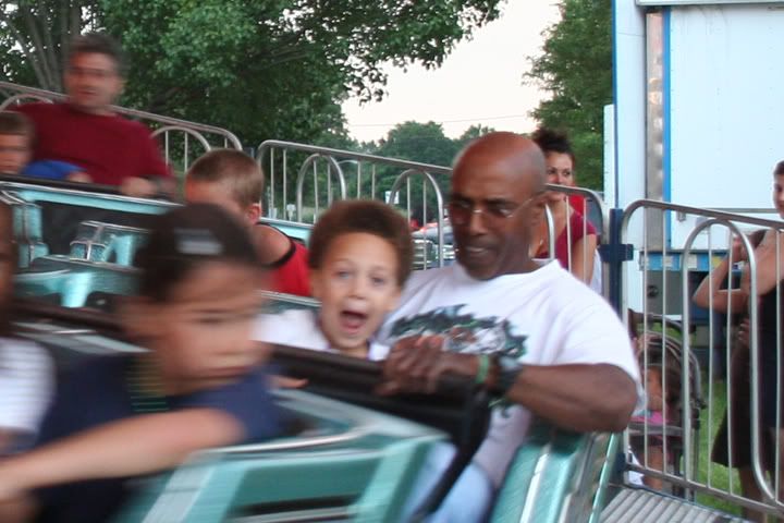 IMAGE: http://i4.photobucket.com/albums/y116/skrim/c2ca05d4.jpg