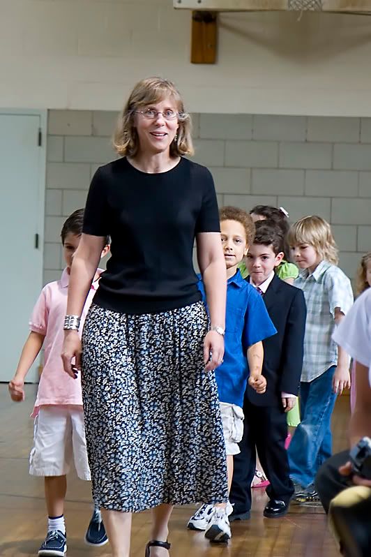 IMAGE: http://i4.photobucket.com/albums/y116/skrim/enter.jpg