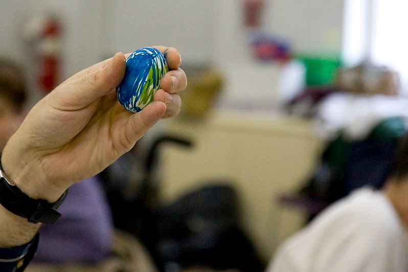 IMAGE: http://i4.photobucket.com/albums/y116/skrim/nextone/egg.jpg