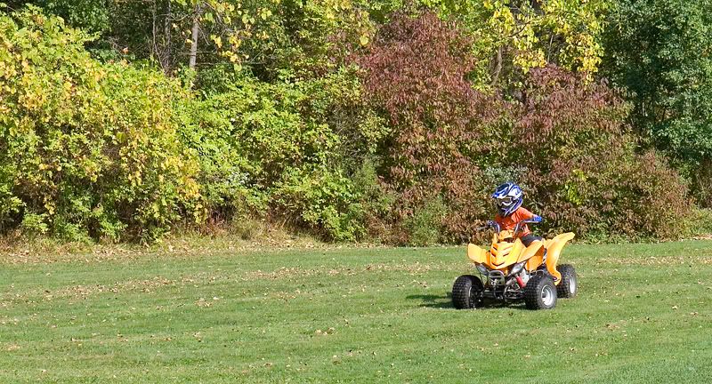 IMAGE: http://i4.photobucket.com/albums/y116/skrim/nextone/ekq.jpg