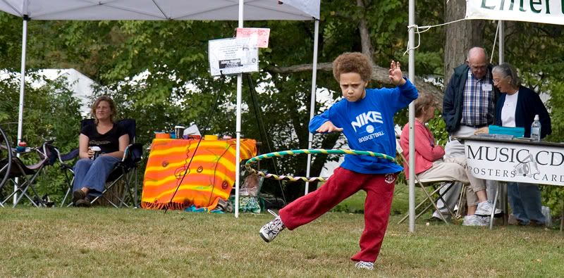 IMAGE: http://i4.photobucket.com/albums/y116/skrim/nextone/hoop.jpg