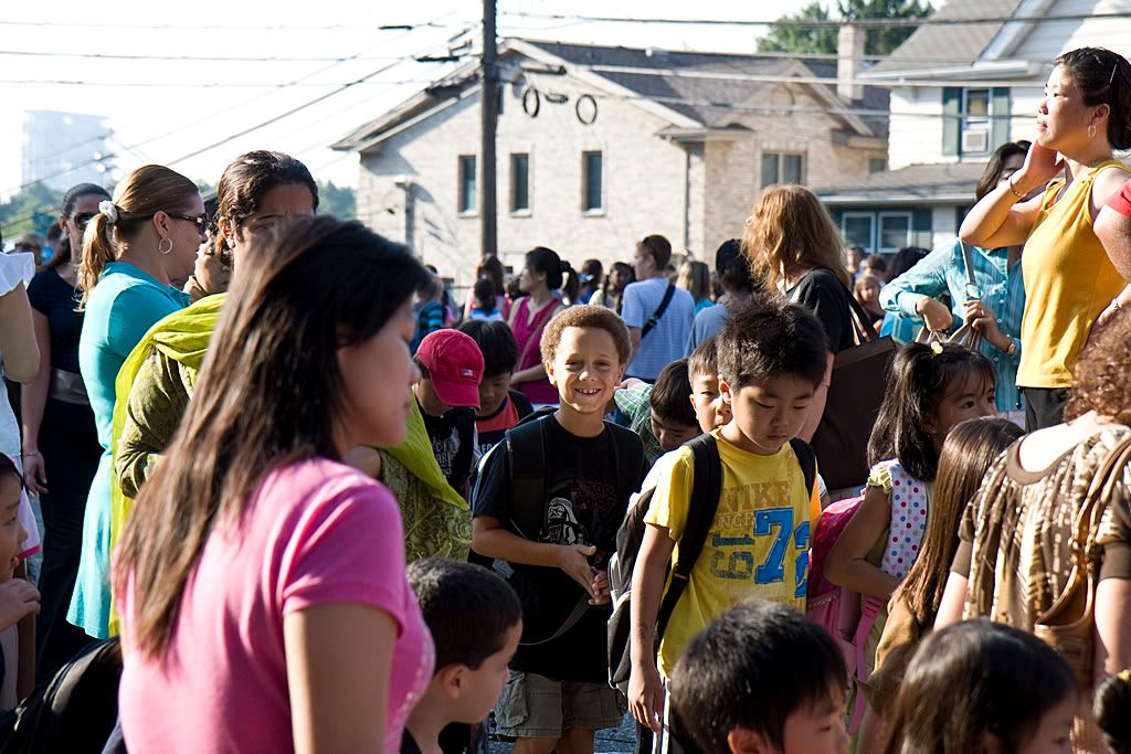 IMAGE: http://i4.photobucket.com/albums/y116/skrim/nextone/second2.jpg