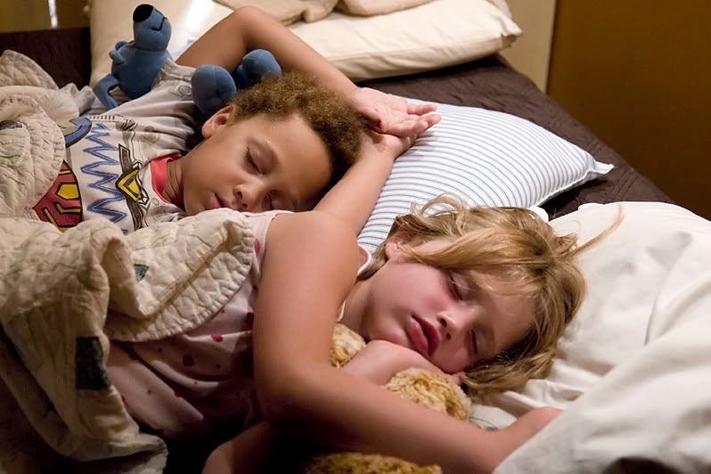 IMAGE: http://i4.photobucket.com/albums/y116/skrim/nextone/sleeping2.jpg