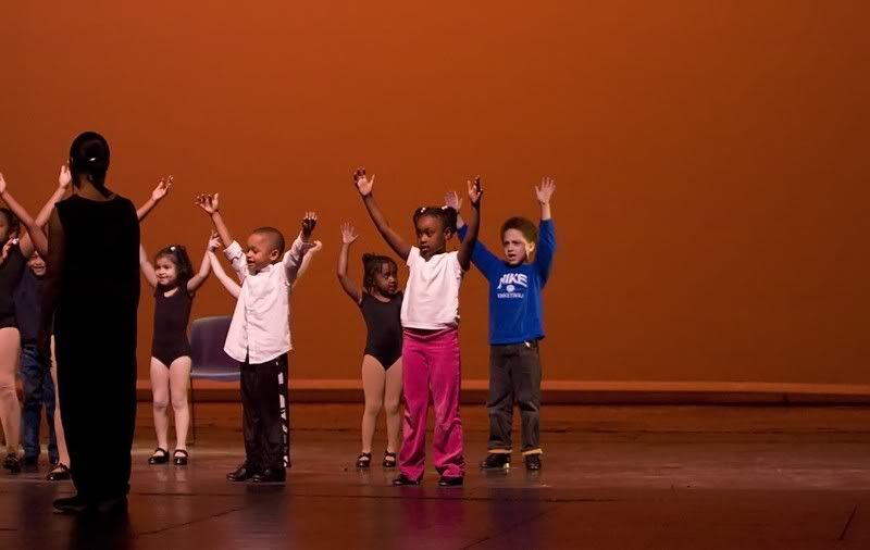 IMAGE: http://i4.photobucket.com/albums/y116/skrim/nextone/tap2_filtered.jpg