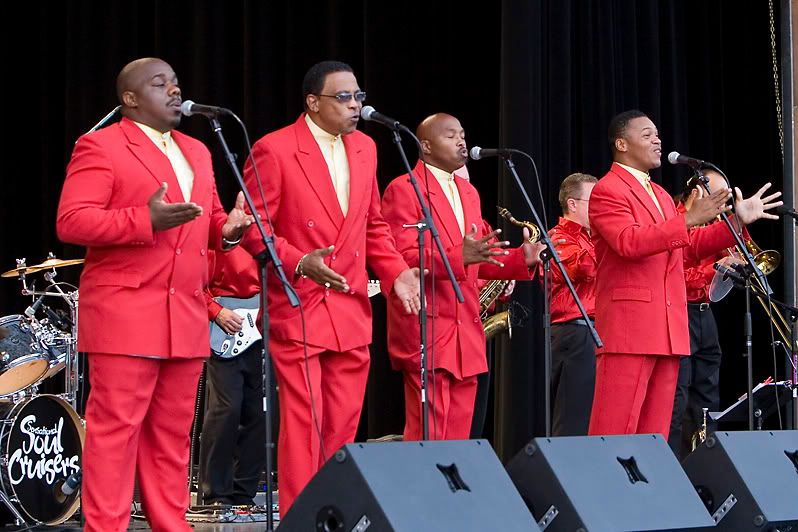 IMAGE: http://i4.photobucket.com/albums/y116/skrim/nextone/web1.jpg