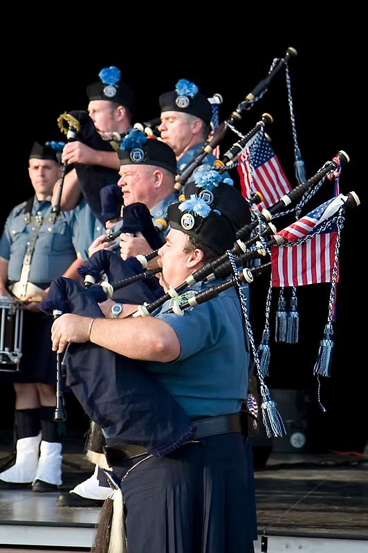 IMAGE: http://i4.photobucket.com/albums/y116/skrim/pipersweb.jpg