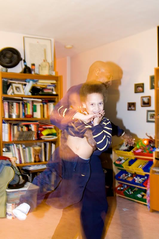 IMAGE: http://i4.photobucket.com/albums/y116/skrim/twirl.jpg