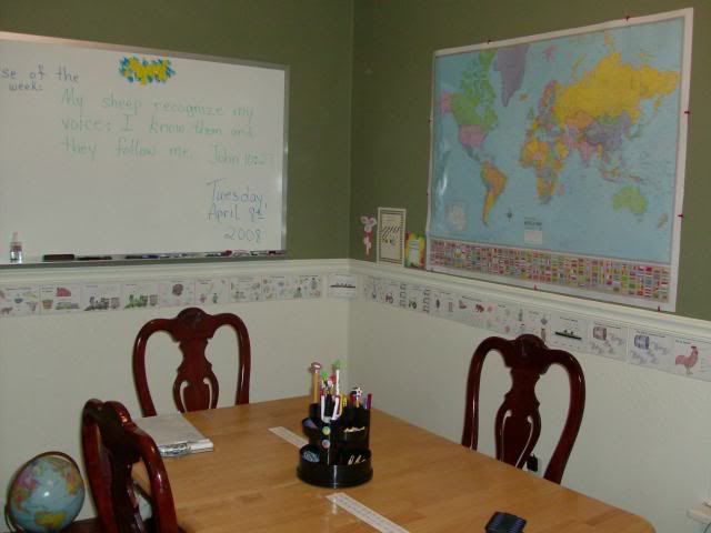 schoolroom003.jpg