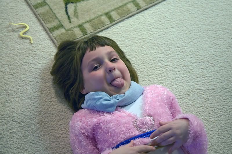 IMAGE: http://i4.photobucket.com/albums/y121/cylentka/IMG_6630.jpg