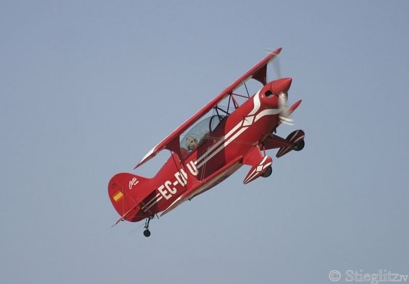 http://i4.photobucket.com/albums/y122/stieglitz/FIO112005/p4/Pitts.jpg