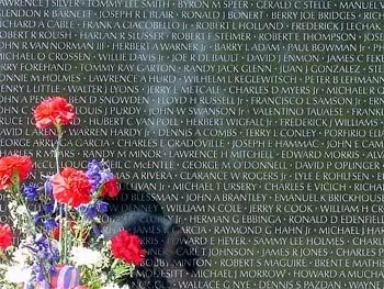 Vietnam Veterans' Memorial Image hosted by Photobucket.com