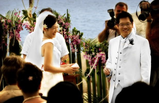 IMAGE: http://i4.photobucket.com/albums/y126/bnlearle/thaiweb0003.jpg