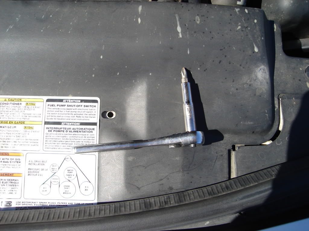 Wiper Tray Removal (DUW) Body and Interior