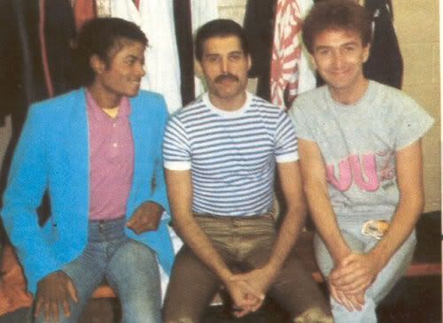 MJFreddieMercuryandJohnDeacon_JPG.jpg