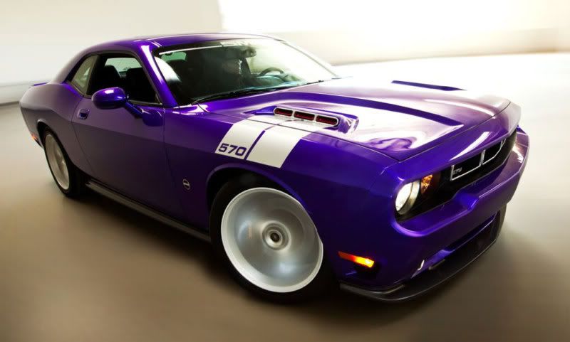 http://i4.photobucket.com/albums/y133/naaby2687/SMS-570X-Dodge-Challenger-1.jpg