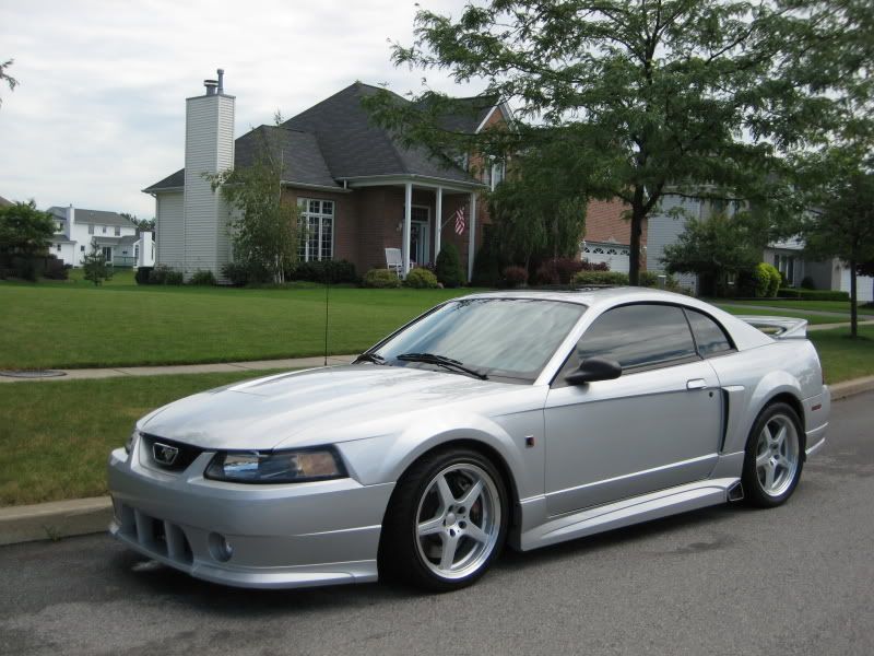 http://i4.photobucket.com/albums/y133/naaby2687/roush/picture036.jpg