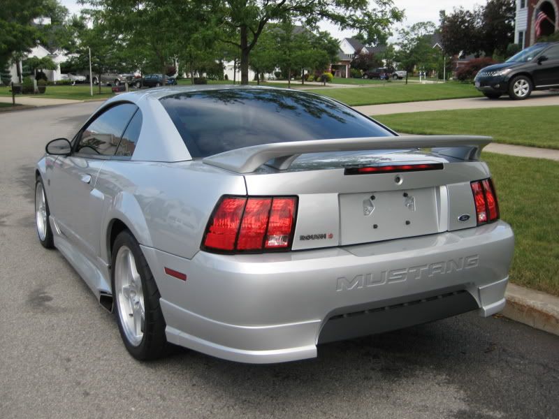 http://i4.photobucket.com/albums/y133/naaby2687/roush/picture037.jpg