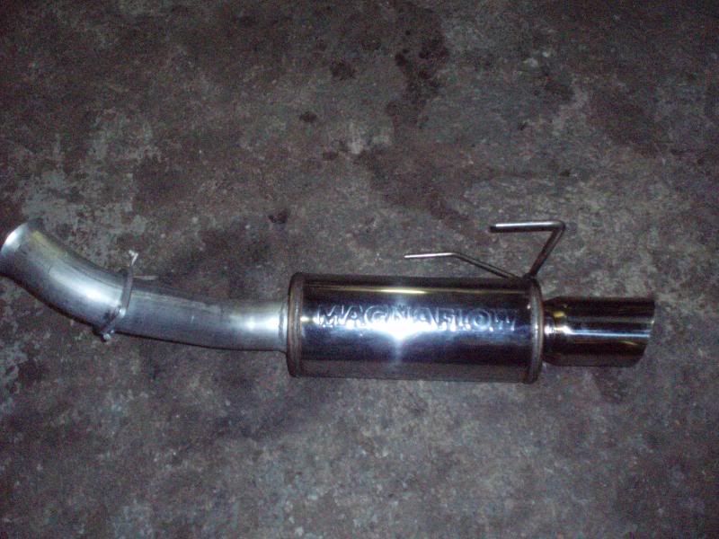 http://i4.photobucket.com/albums/y133/naaby2687/vrs%20exhaust/P1010034-1.jpg