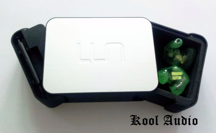 Tai nghe Custom. Hàng cao cấp dành cho Pro-Audiophiles và giới Nghệ Sĩ Âm Nhạc