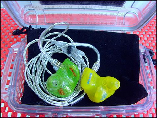 Tai nghe Custom. Hàng cao cấp dành cho Pro-Audiophiles và giới Nghệ Sĩ Âm Nhạc