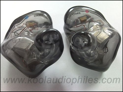 Tai nghe Custom. Hàng cao cấp dành cho Pro-Audiophiles và giới Nghệ Sĩ Âm Nhạc