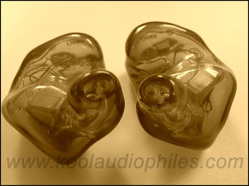 Tai nghe Custom. Hàng cao cấp dành cho Pro-Audiophiles và giới Nghệ Sĩ Âm Nhạc - 1