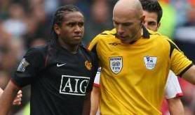 Anderson with ref