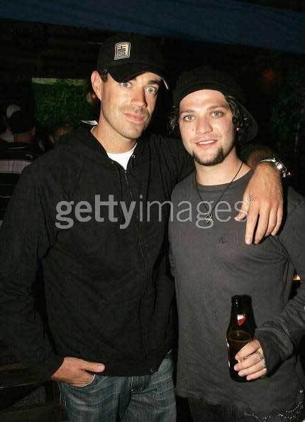 So, what's up with Carson Daly's bug-eyes and skinny body?