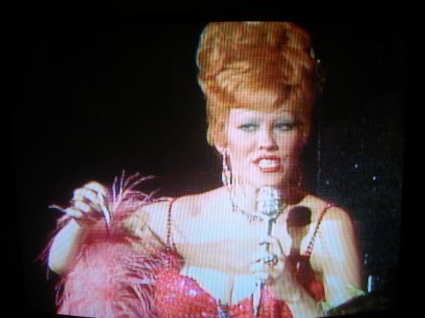 re: 6 Singers Who Are Mistaken About Their Raw Sexuality