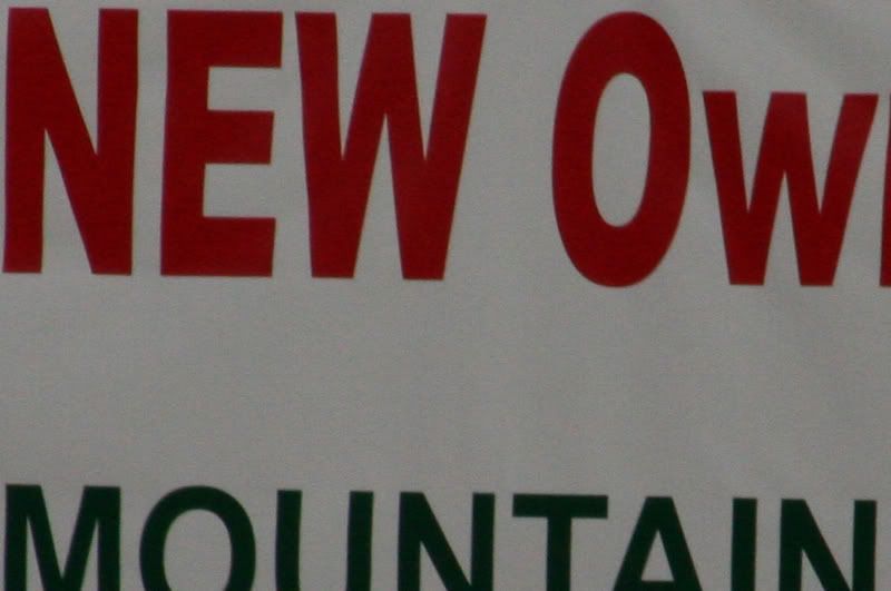 IMAGE: http://i4.photobucket.com/albums/y136/holland_patrick/CanonEF75-300mmf4-5-100crop.jpg