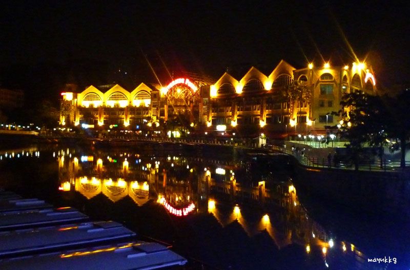 The Clarke Quay jewelery box Moon light Jellyfish
